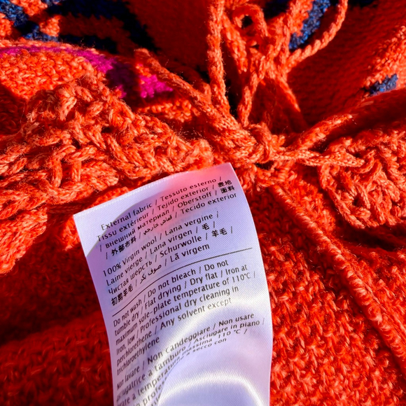 Valentino Garavani Wool Knit Midi Skirt Fluted Jacquard Size XS Fits Small NWT - Picture 8 of 10